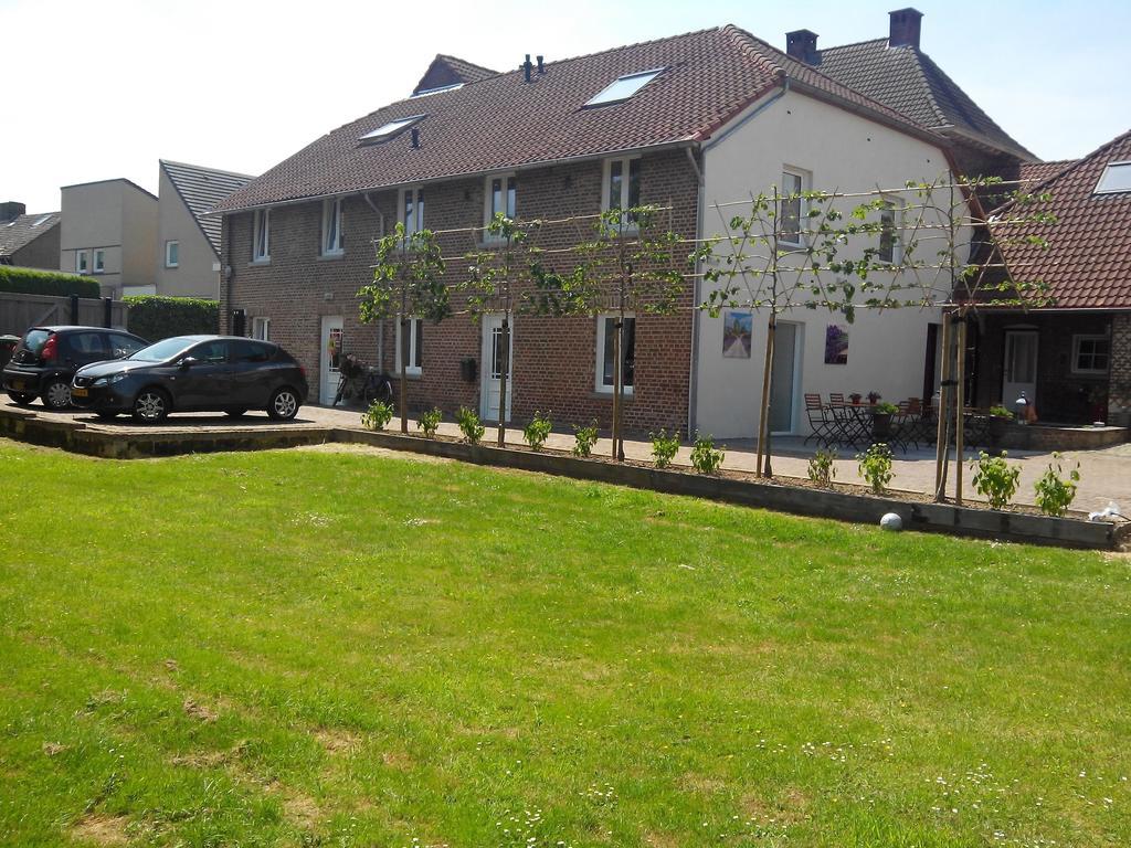 Ferienwohnung In De Achtste Hemel Schimmert Exterior foto